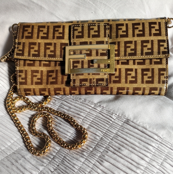 SOLD Authentic Fendi Brown and Gold Women's Crossbody - Picture 1 of 5